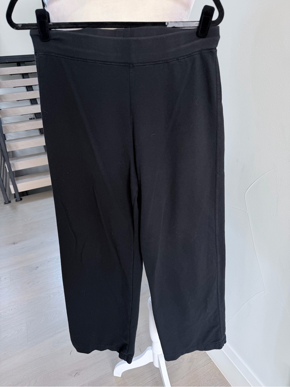 Jones New York Black Wide-Leg Cropped Pants size S/M